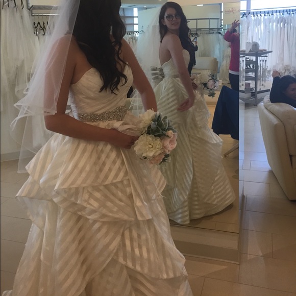 Hayley Paige Guindon Gown size 12 unaltered - Picture 2 of 3